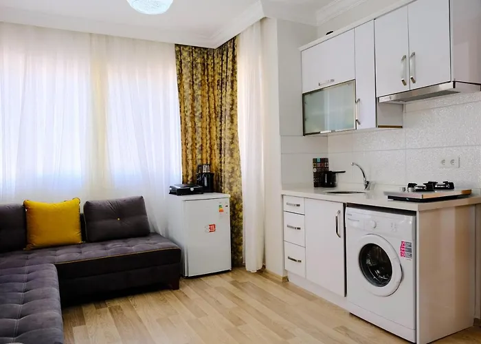 Ozgur Ξενοδοχείο με διαμερίσματα 4*