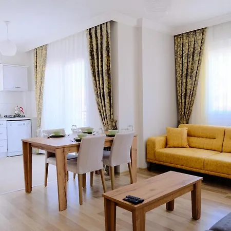 Ozgur فتحية