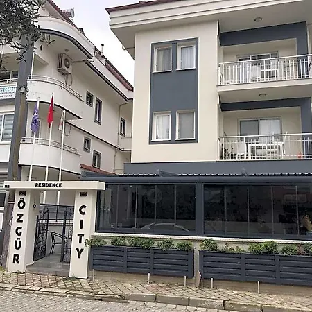 Ozgur 4*