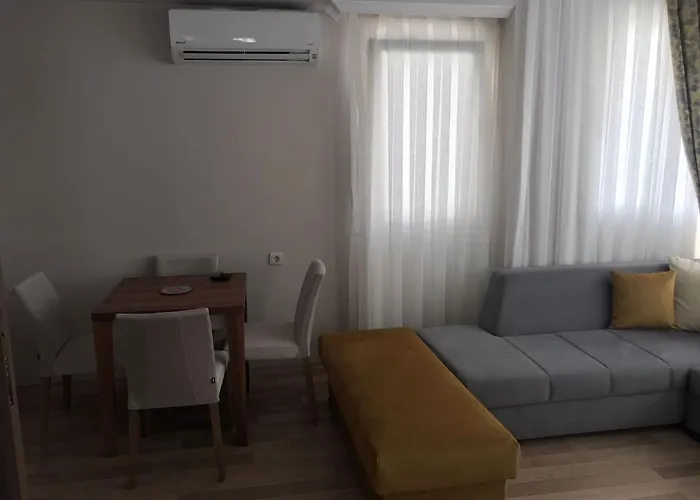 Ozgur فتحية