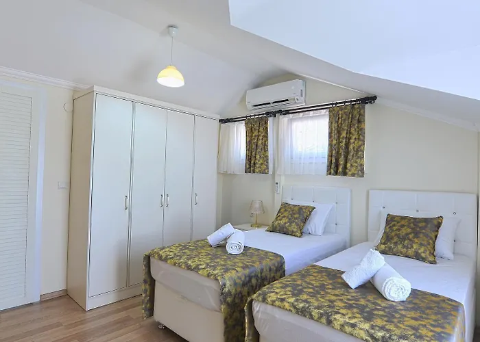 Ozgur 4*